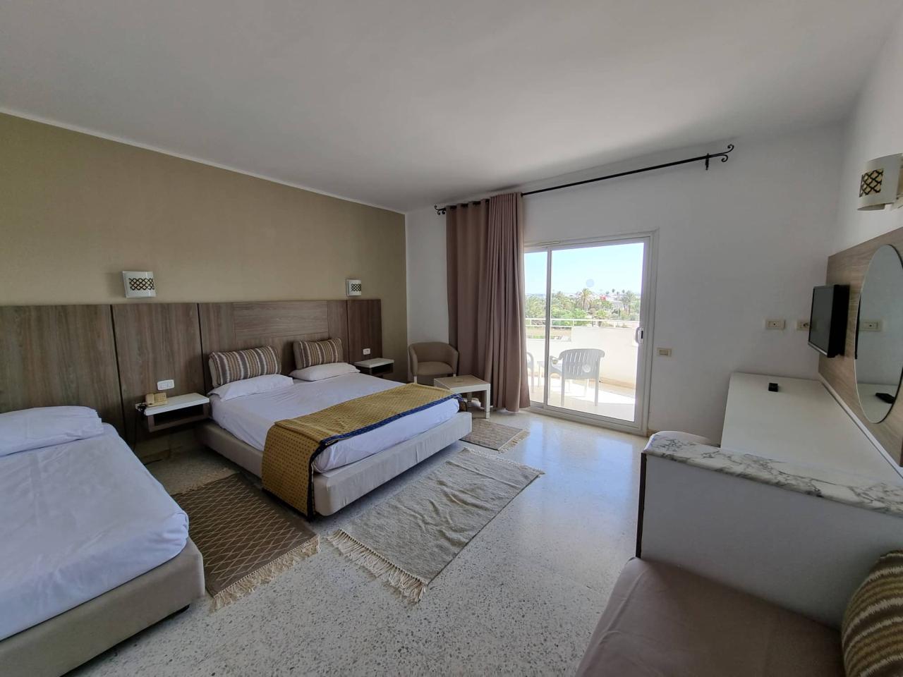 Hotel Vincci Helya Beach 4