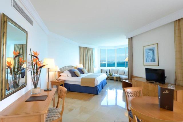 Hotel Vincci Saphir Palace & Spa 5